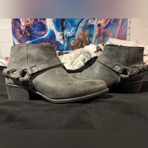 Women’s Gray Booties